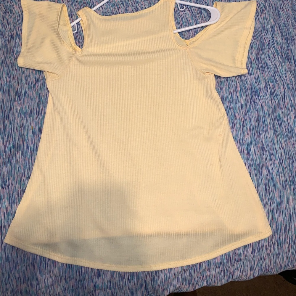 yellow top